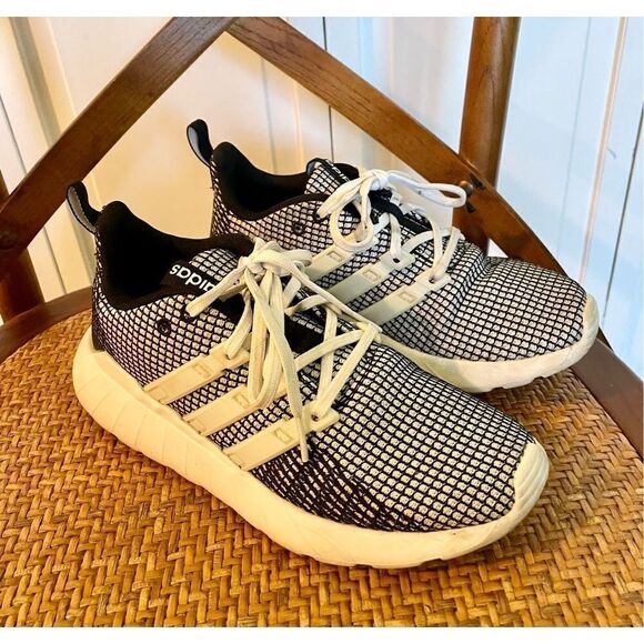 Adidas white and black running shoes size 6 - Picture 5 of 9